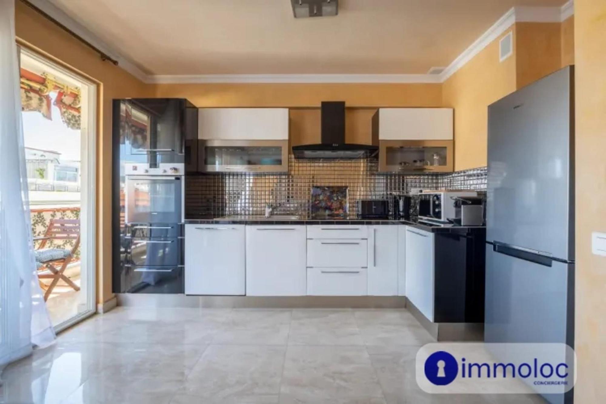 Air-Conditioned Apartment With Terrace Sea View Ница Екстериор снимка